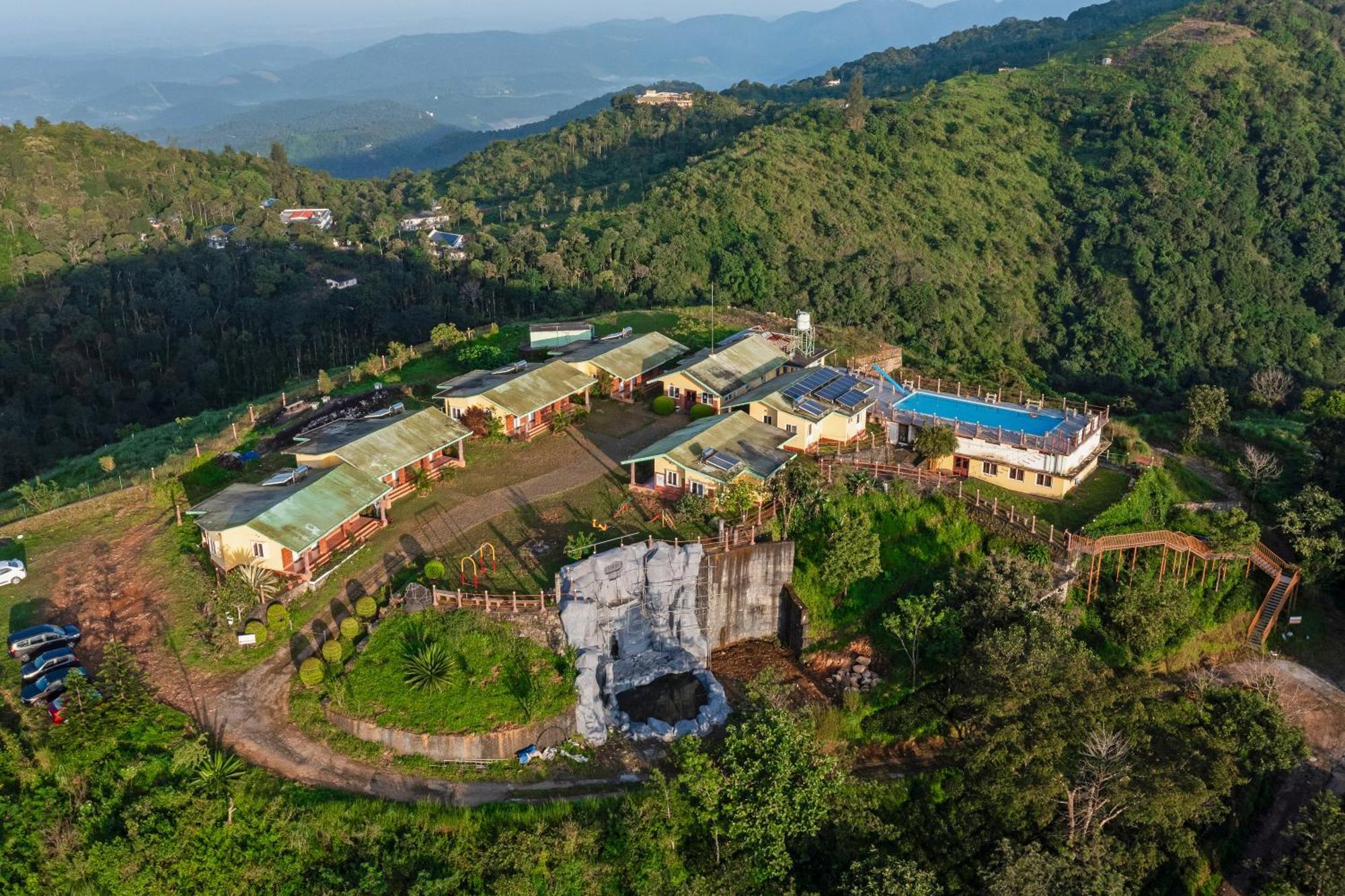 Pagoda Plantation Resort Pīrmed Extérieur photo