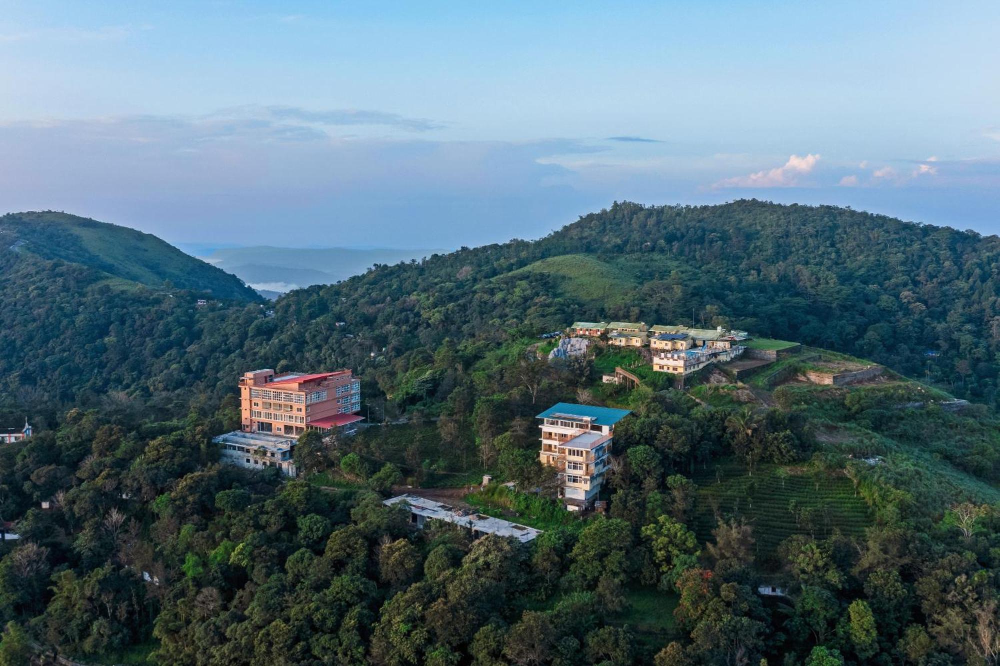 Pagoda Plantation Resort Pīrmed Extérieur photo