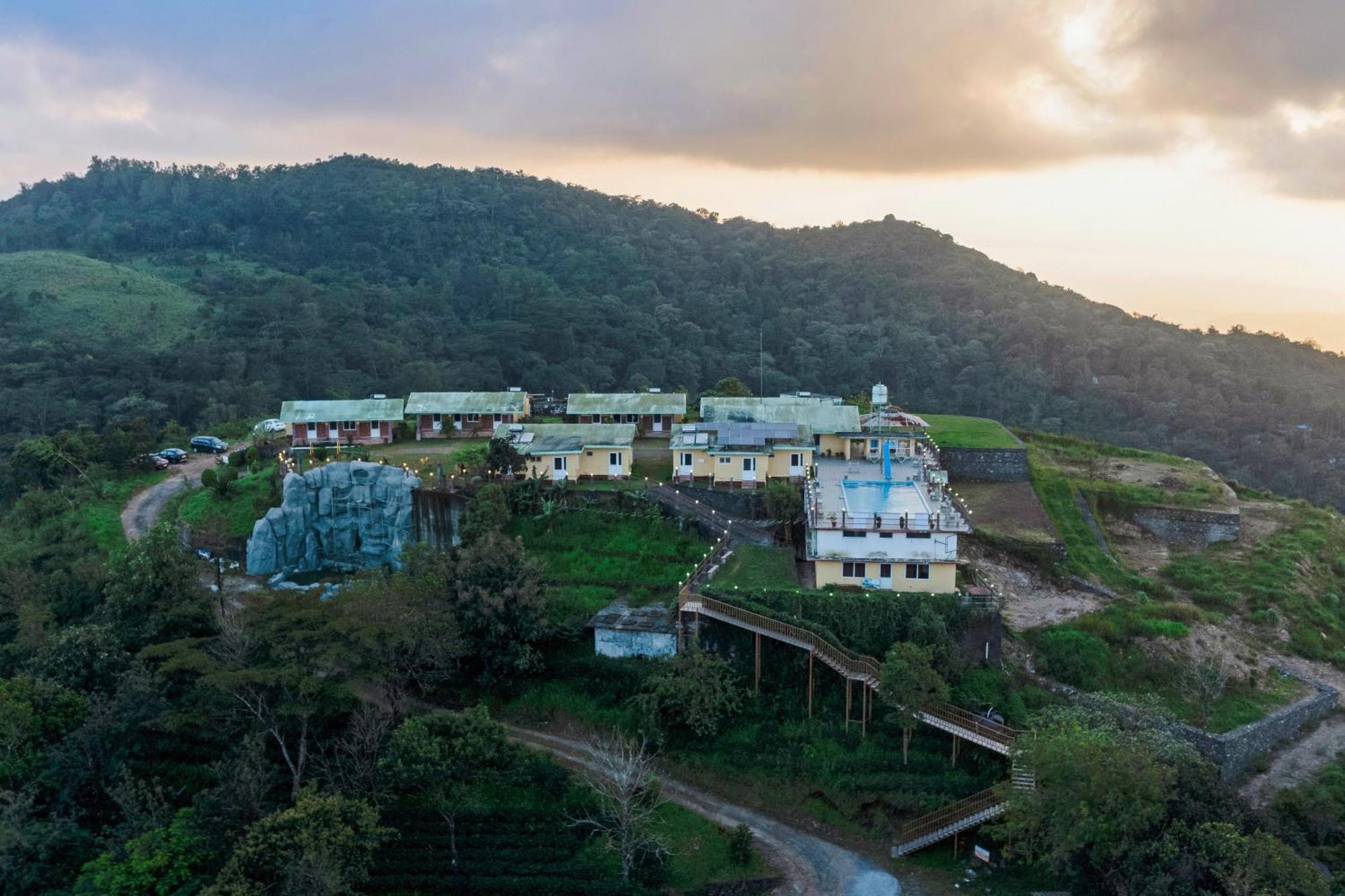 Pagoda Plantation Resort Pīrmed Extérieur photo