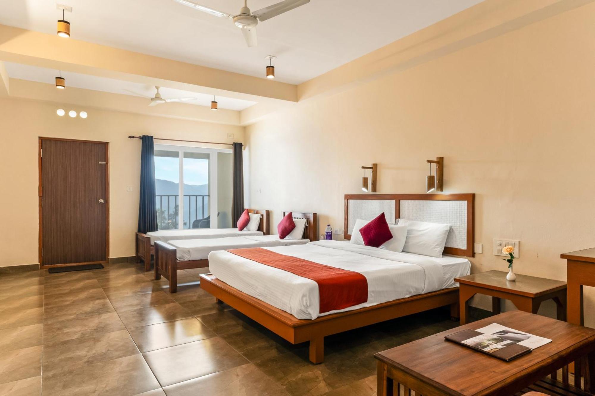 Pagoda Plantation Resort Pīrmed Extérieur photo