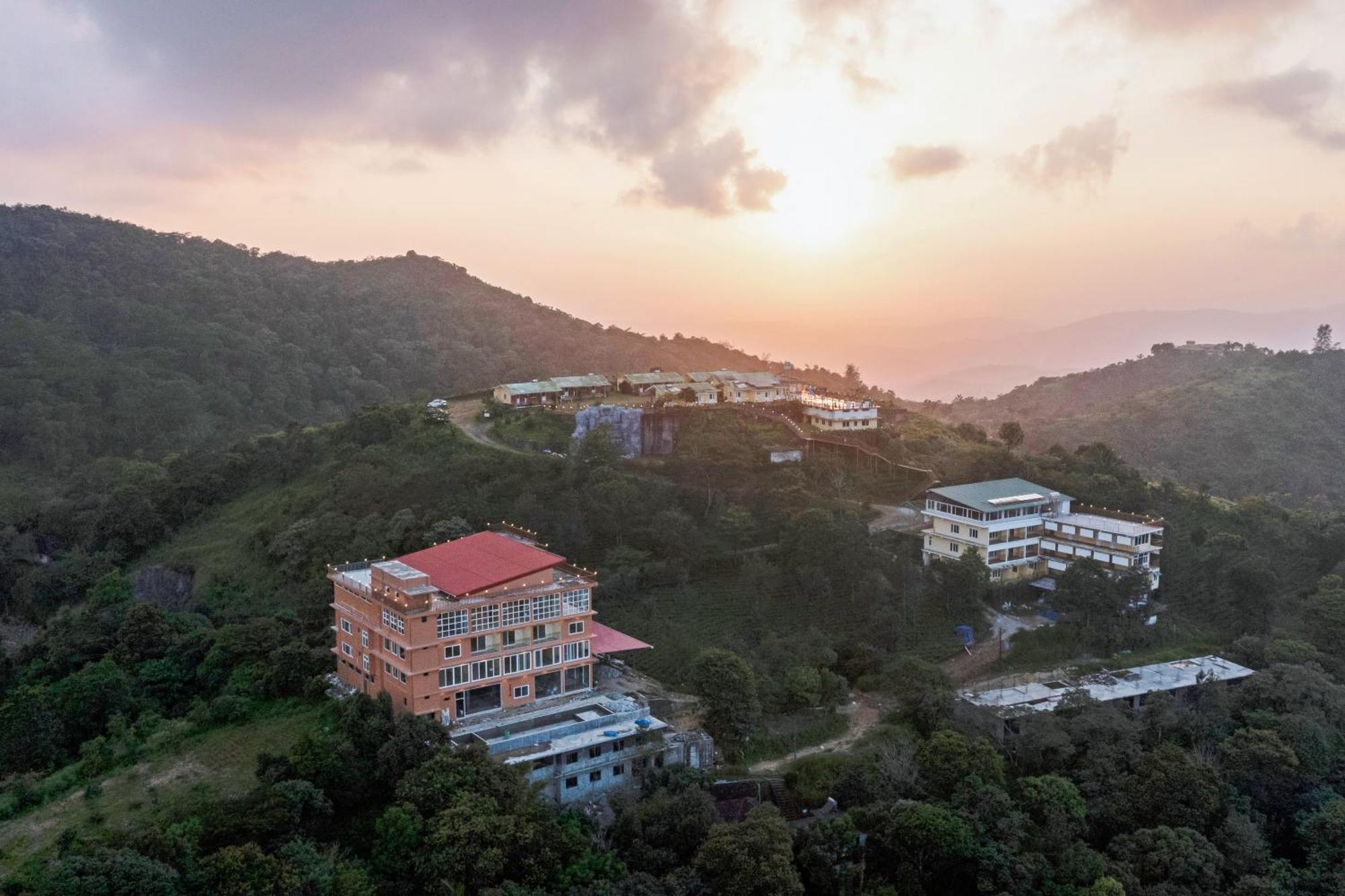 Pagoda Plantation Resort Pīrmed Extérieur photo